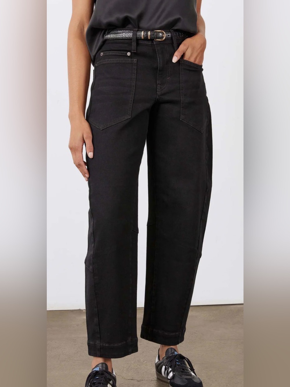 Ruti The Ultimate Barrel Denim 2.0 in "Dusted Black" Wash